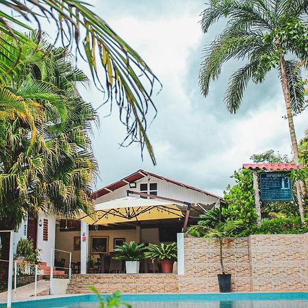 Albergue Turistico Gstir Pozuzo Εξωτερικό φωτογραφία