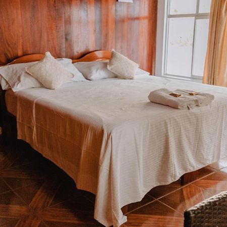 Albergue Turistico Gstir Pozuzo Εξωτερικό φωτογραφία